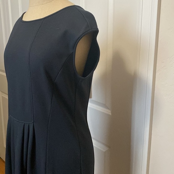NWT Armani Midi Dress Womens 10 work office Preppy classic Made in Italy viscose - Picture 5 of 16